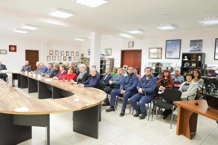 Илья Беспалов рассказал работникам завода о планах на благоустройство Тулы