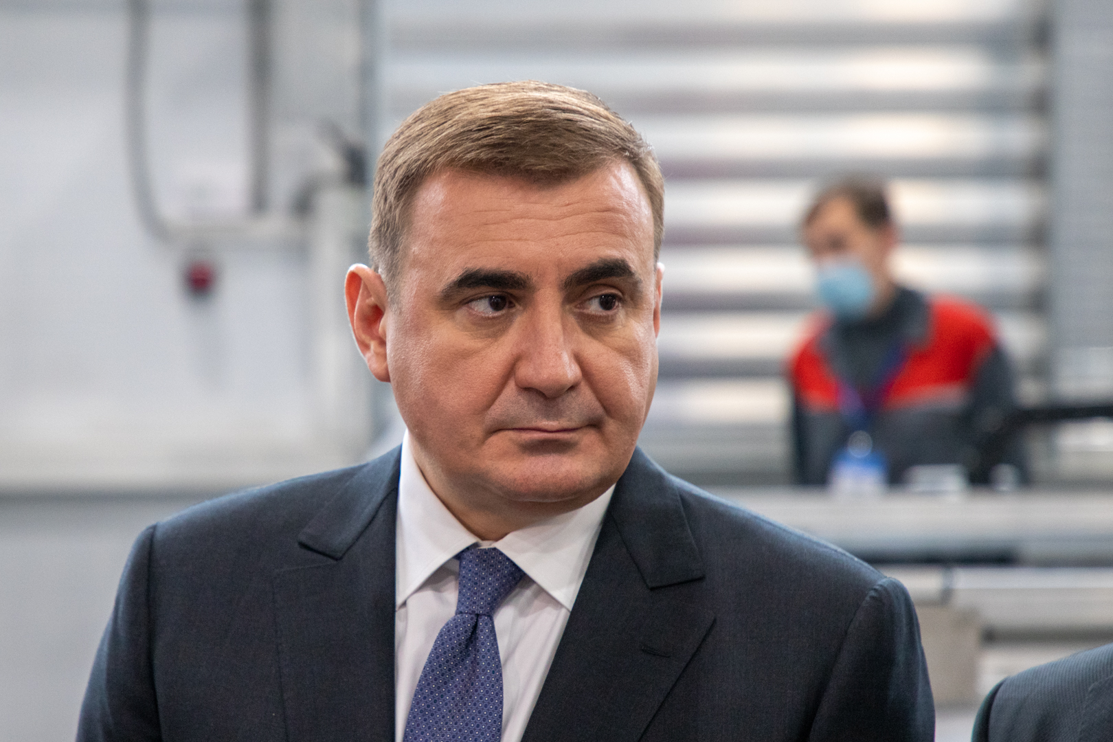 Тульский губернатор Алексей Дюмин поздравил волонтеров с Днем добровольца