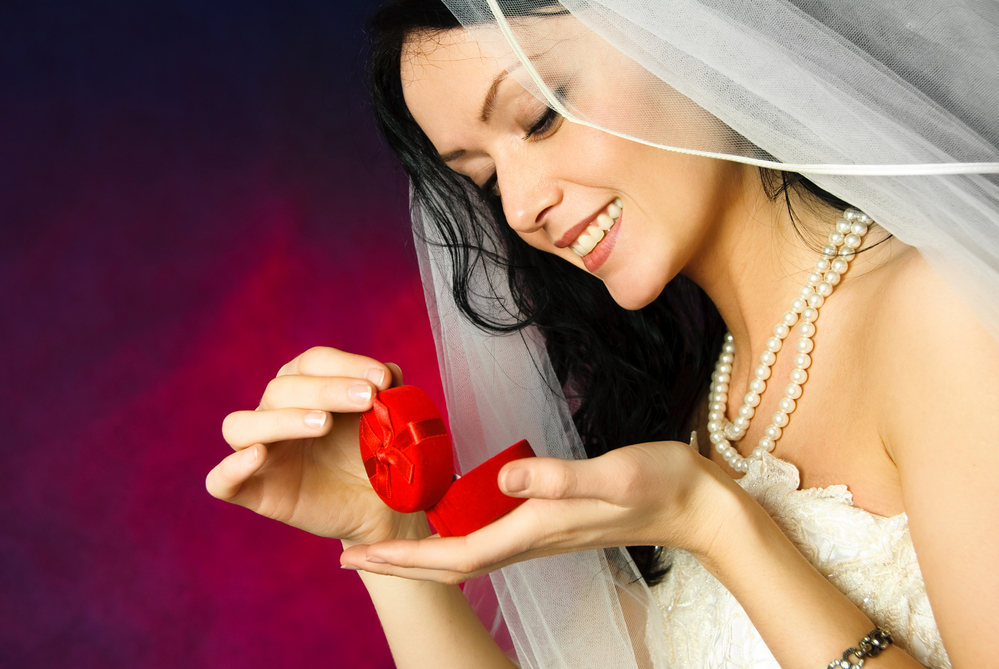 В Тульской области в июне поженились 980 пар