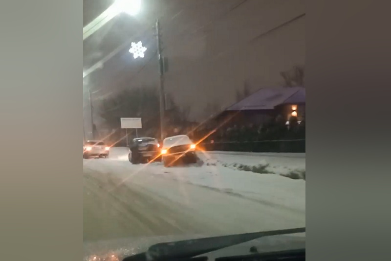Ночью в Туле произошло тройное ДТП на улице Демидовская плотина