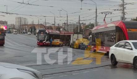 Тройное ДТП с трамваем произошло в Туле