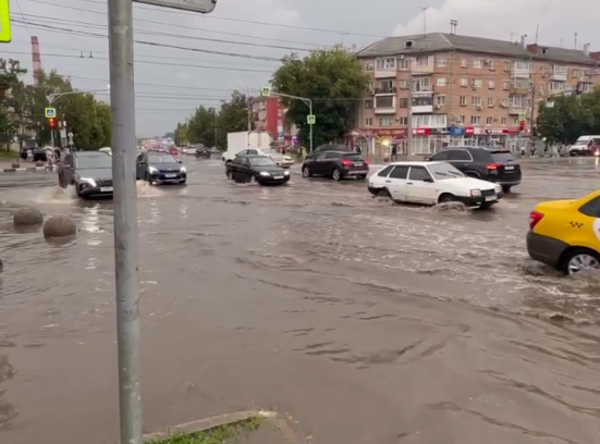 Туляки делятся видео и фото улиц после ливня