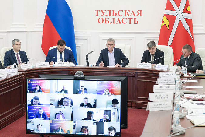 Миляев поручил решить вопрос с закрытыми модульными туалетами в тульских скверах Миляев поручил решить вопрос с закрытыми модульными туалетами в тульских скверах