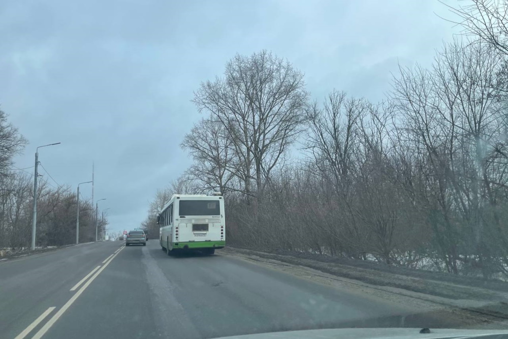 ﻿На Щекинском шоссе в Туле вновь сломался автобус