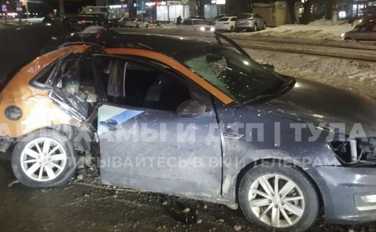 21-летний водитель каршеринга, пьяным устроивший смертельную аварию на проспекте Ленина в Туле, попросил об условном сроке