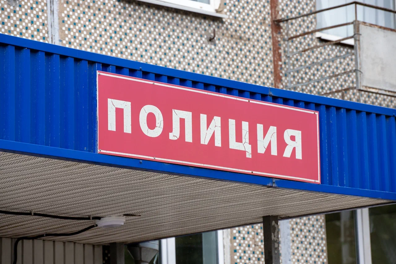 В Узловском районе рецидивист украл из автомобиля аккумуляторную батарею