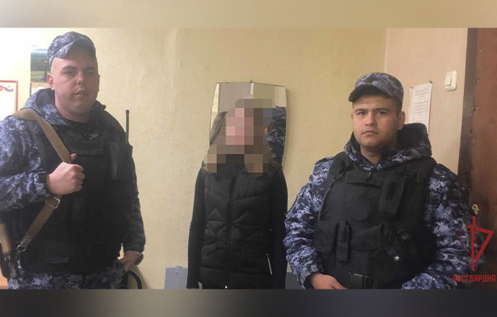 Сотрудники Росгвардии разыскали пропавшую в Туле девочку-подростка Сотрудники Росгвардии разыскали пропавшую в Туле девочку-подростка