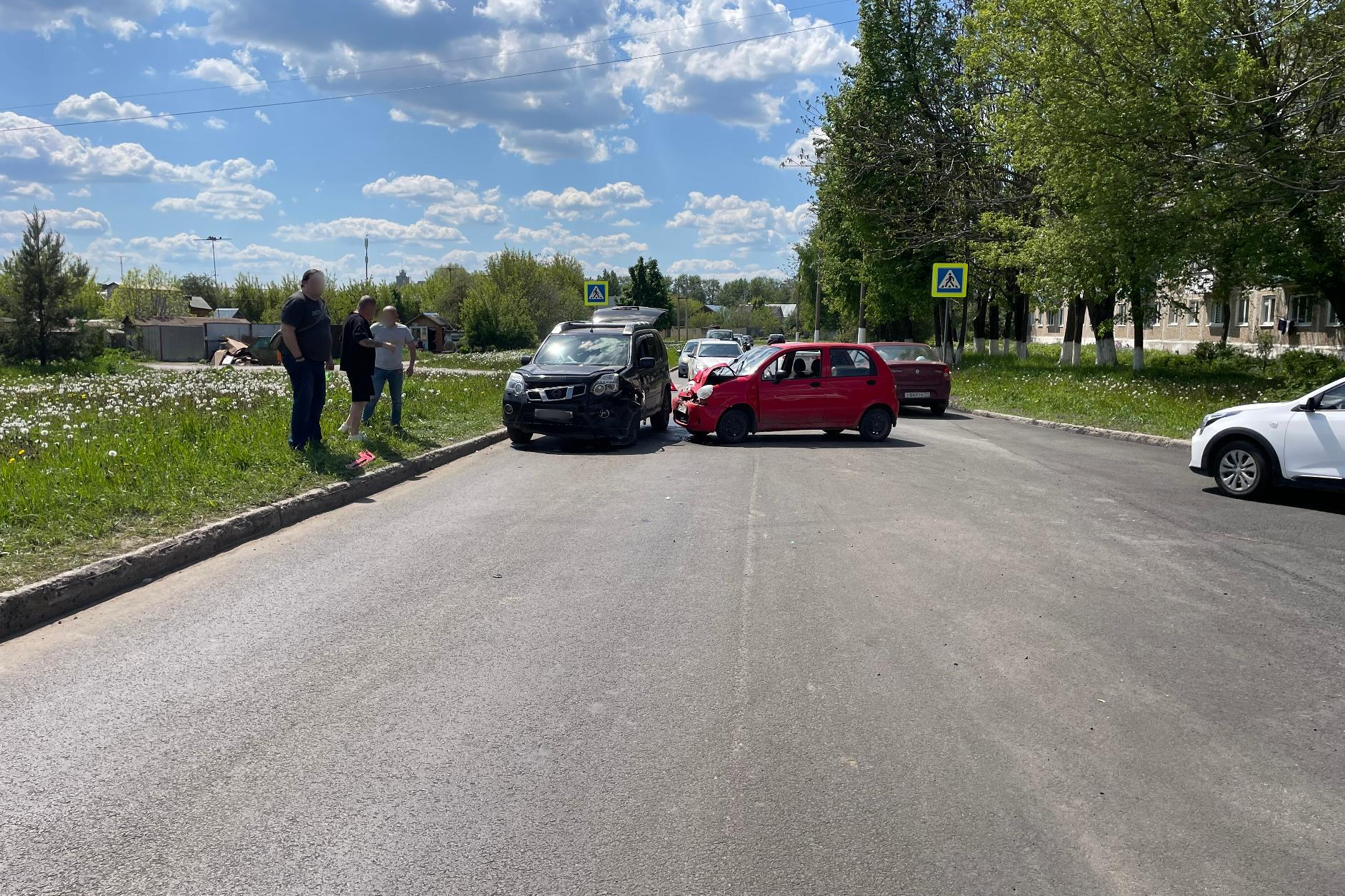 Водитель Daewoo Matiz попала в больницу после ДТП на улице Маяковской в  Новомосковске — ТСН 24