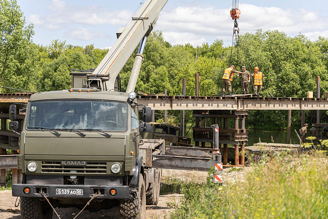 Военные восстанавливают мосты в Тульской области