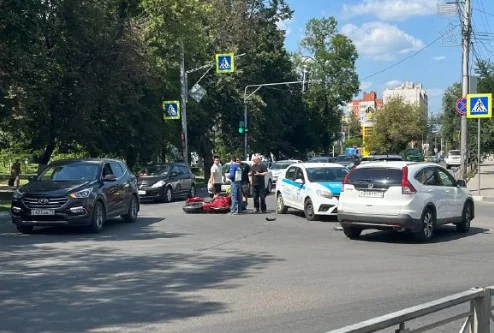 В Туле произошло ДТП с мотоциклом