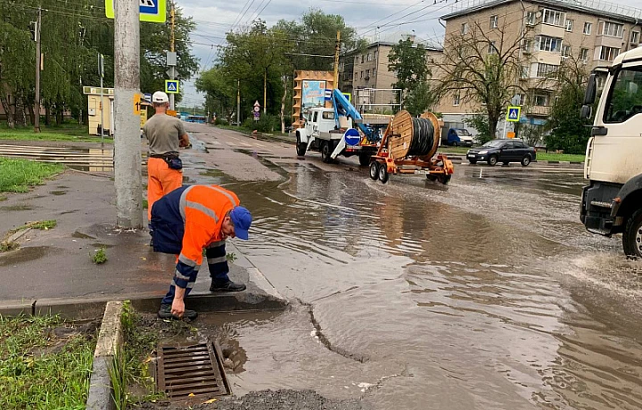 Ликвидацией последствий дождя в Туле занимаются пять бригад