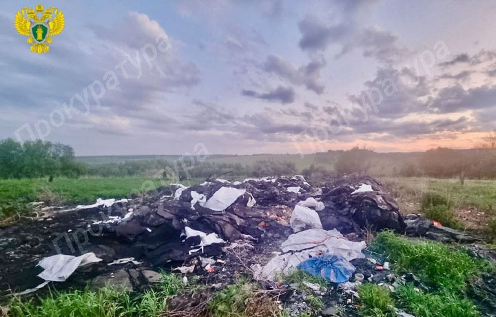 В Киреевском района обнаружена несанкционированная свалка строительного мусора