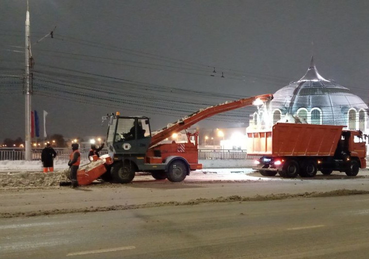 За выходные с улиц Тулы вывезено более восьми тысяч кубометров снега