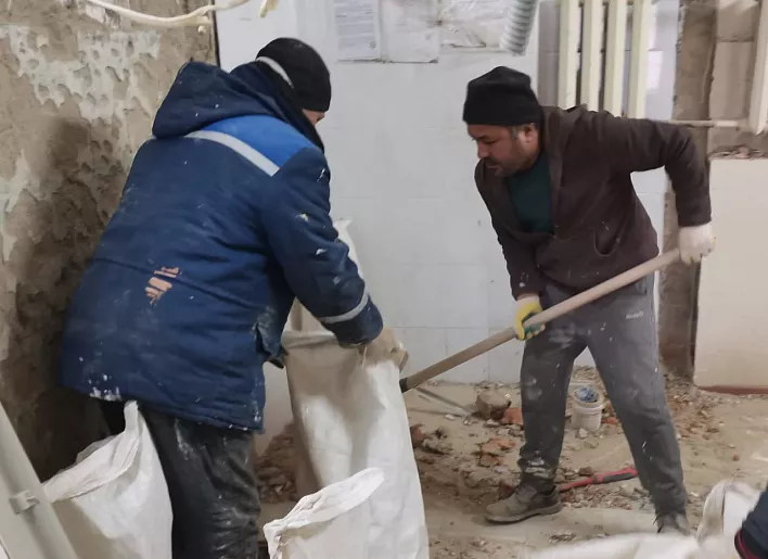 В Туле продолжился капремонт детской поликлиники на улице Металлургов