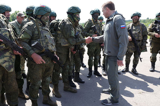 Губернатор Тульской области посетил занятия боевой подготовки батальона «Тула»