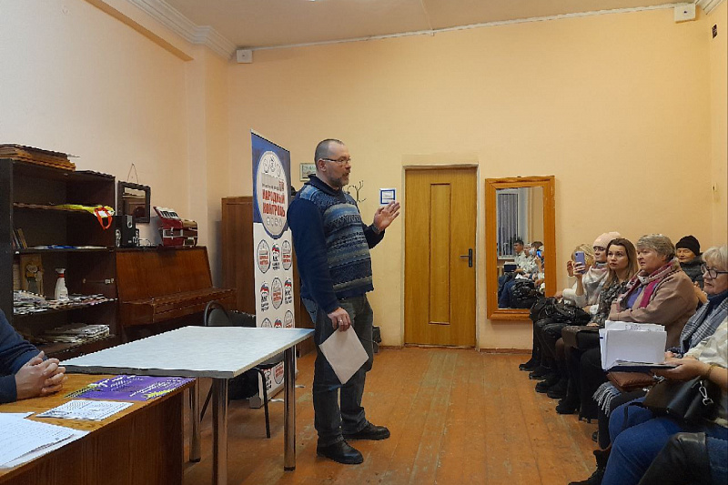 С жителями Привокзального округа Тулы обсудили вопросы жизнеобеспечения