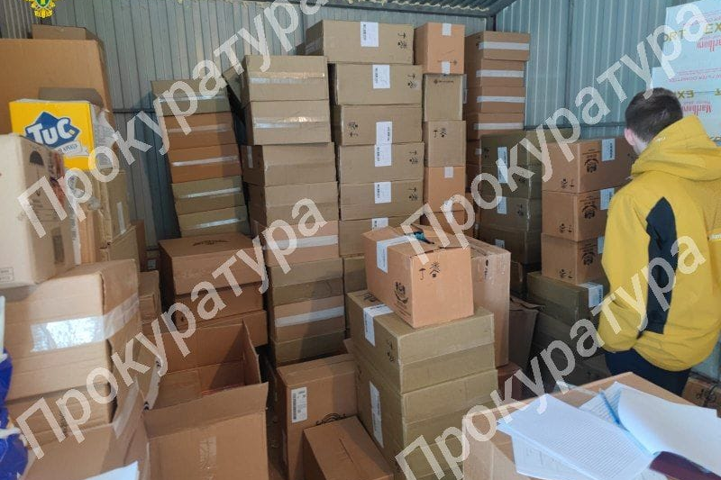 Туляк купил для перепродажи немаркированные сигареты на сумму более 16 млн рублей: дело передано в суд