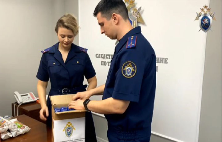 Тульские следователи передали гуманитарную помощь бойцам в зону СВО Тульские следователи передали гуманитарную помощь бойцам в зону СВО