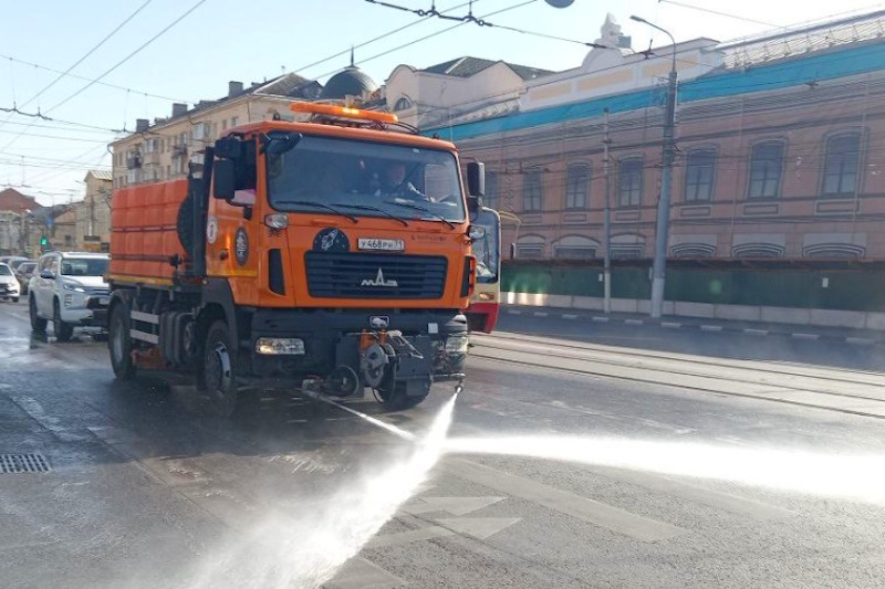 В Туле 30 сентября продолжается уборка улиц