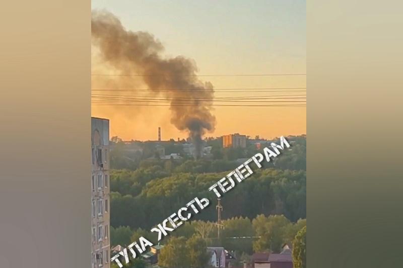 В частном секторе на улице Шухова в Туле произошел пожар