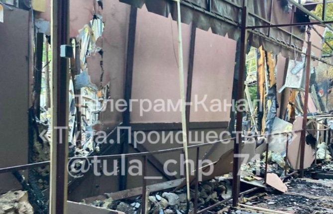 Опубликованы фото кафе «Три толстяка» в Туле после пожара