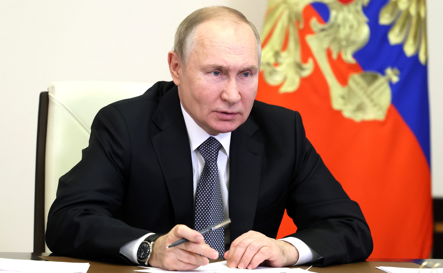Владимир Путин заявил, что расчет западных стран на уничтожение российской экономики не оправдался