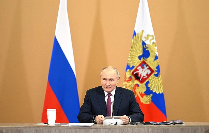 Владимир Путин наградил сотрудников местных самоуправлений Тульской области