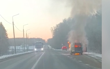 На трассе Тула-Алексин загорелся автомобиль