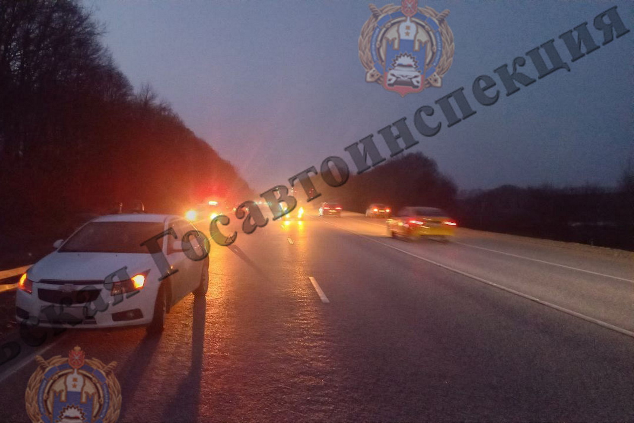 Две иномарки устроили ДТП на трассе М-2 "Крым" в Щекинском районе