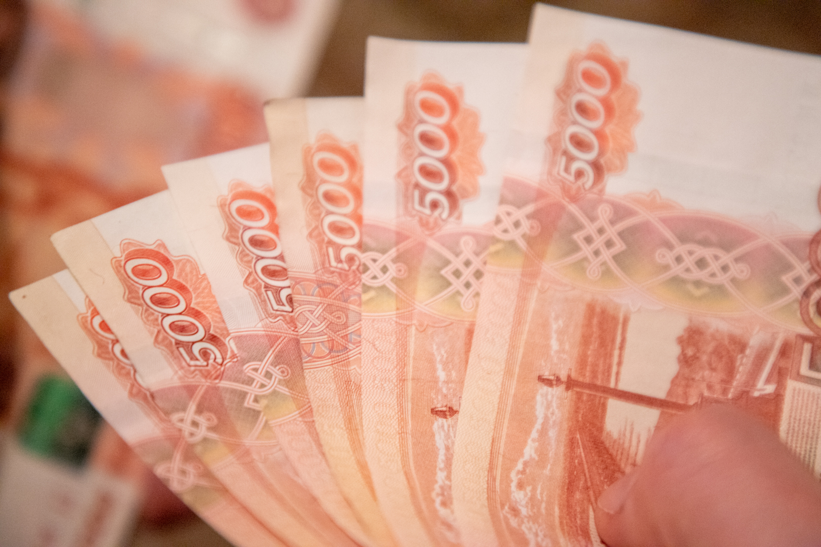 Туляка осудили за кражу 7300 рублей с чужой банковской карты