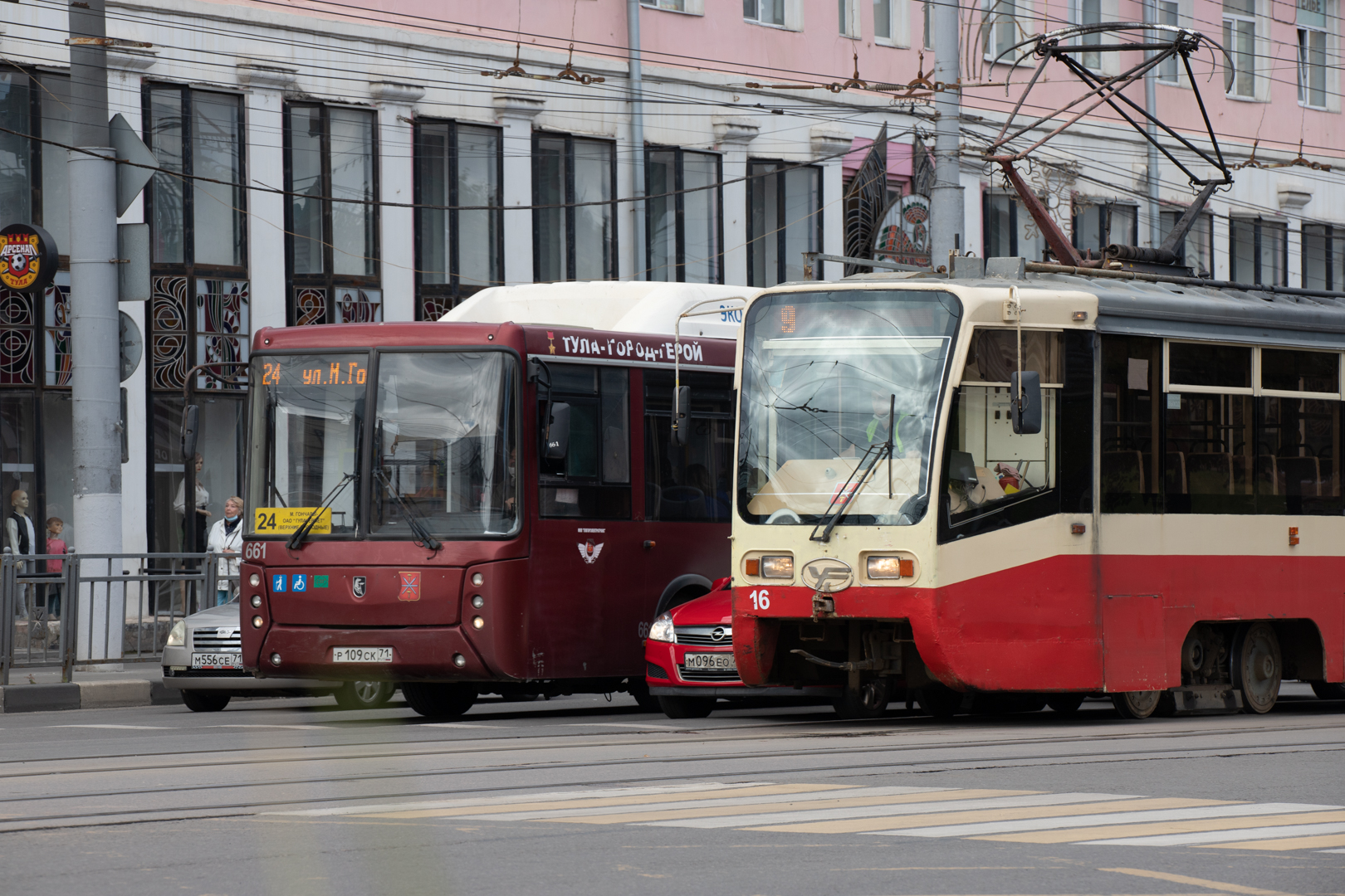 В Туле за сутки выявили 598 безбилетников в общественном транспорте