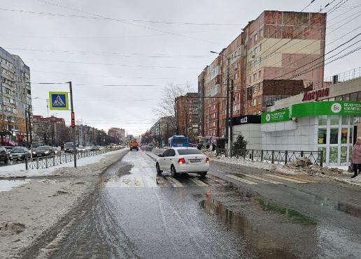 В Туле на улице Кирова человек попал под колеса авто на пешеходном переходе