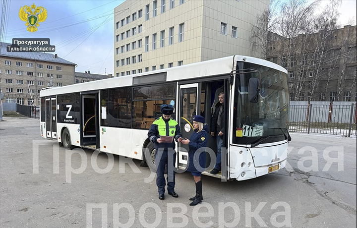 Прокуратура проверила автобусы в Советском районе