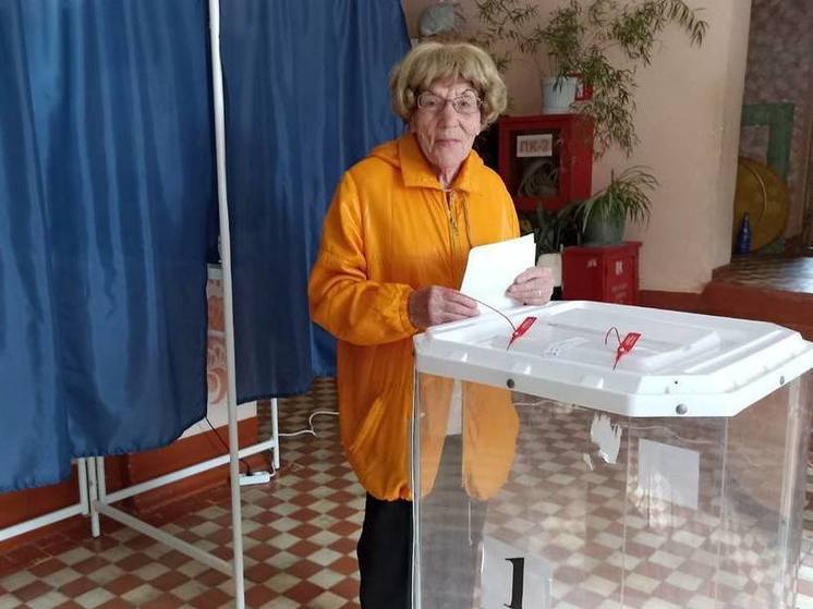 В Тульской области на избирательном участке проголосовала 96-летняя пенсионерка
