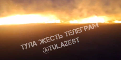 На полях в Щекинском и Киреевском районах Тульской области загорелась сухая трава На полях в Щекинском и Киреевском районах Тульской области загорелась сухая трава