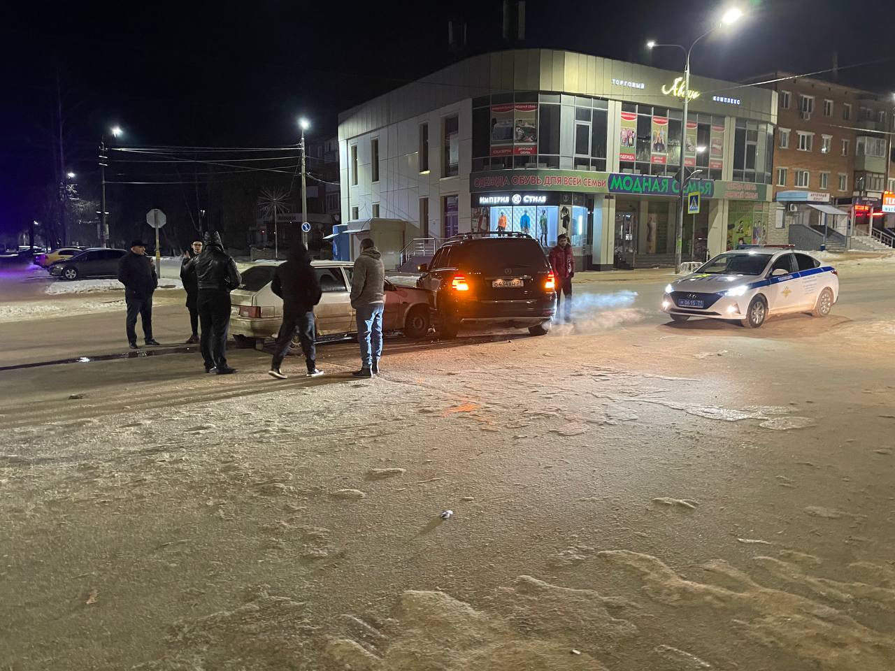 В Ночь на 4 декабря в Щекино произошло ДТП с разборками