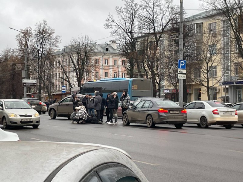 15 ноября 22. Пешеход. Проспект Ленина. Тула перекресток ул. Советская и проспект Ленина в Туле. Авария Тула 07.09.2019 проспект Ленина.