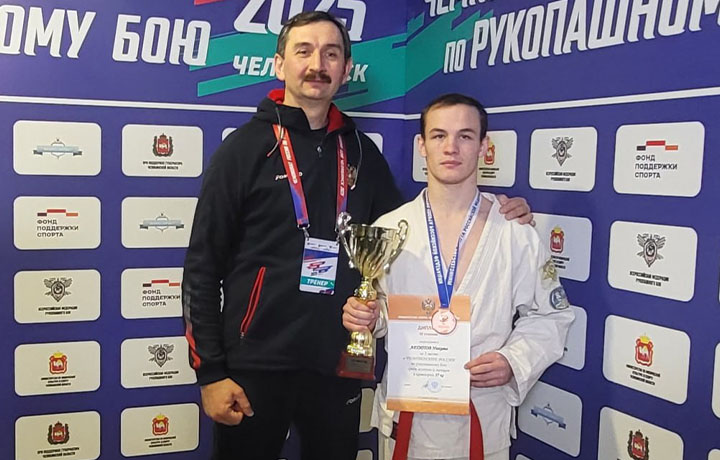 Тульский спортсмен стал бронзовым призером чемпионата России по рукопашному бою Тульский спортсмен стал бронзовым призером чемпионата России по рукопашному бою