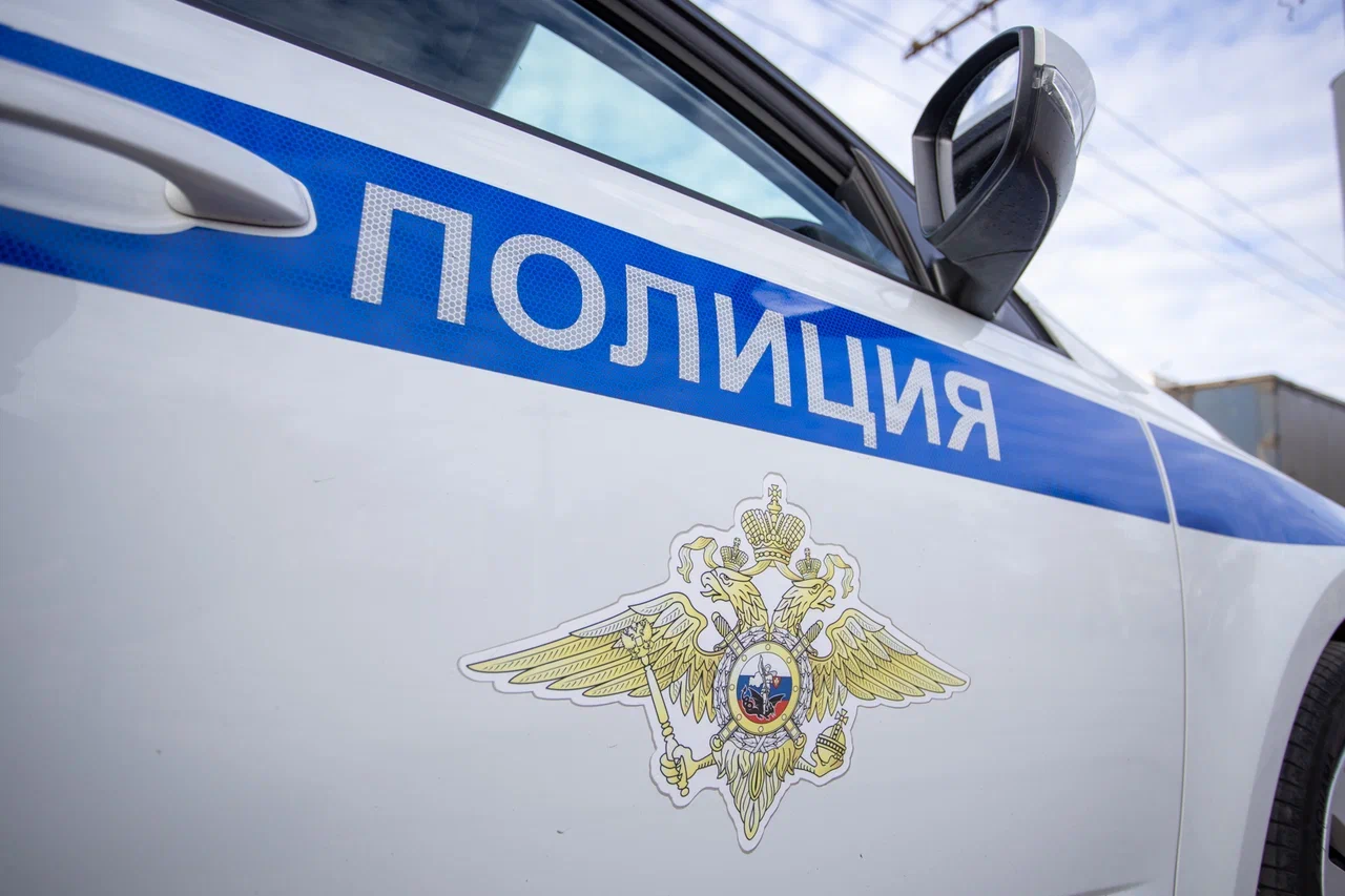 Два туляка украли стеллажное оборудование с территории складского комплекса