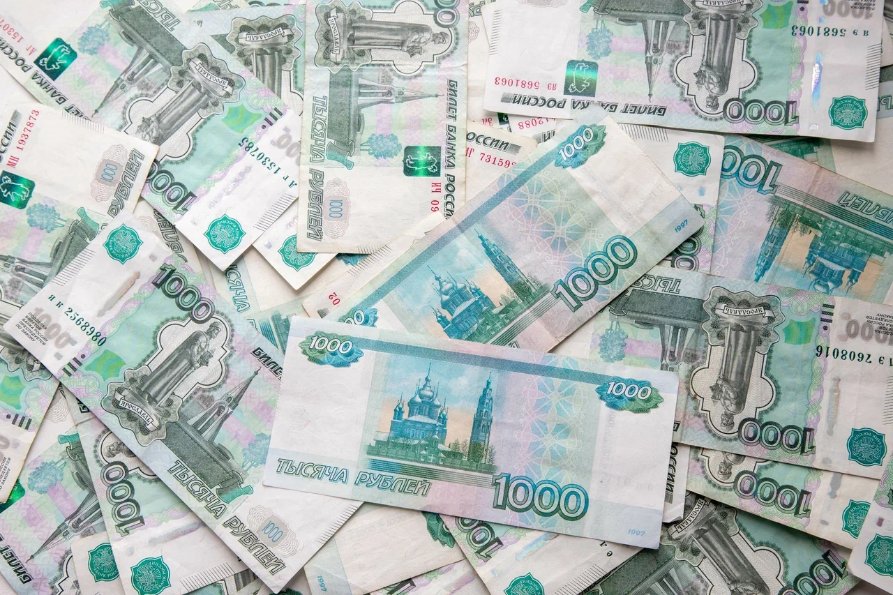Почти трех миллионов рублей лишились туляки за сутки из-за мошенников