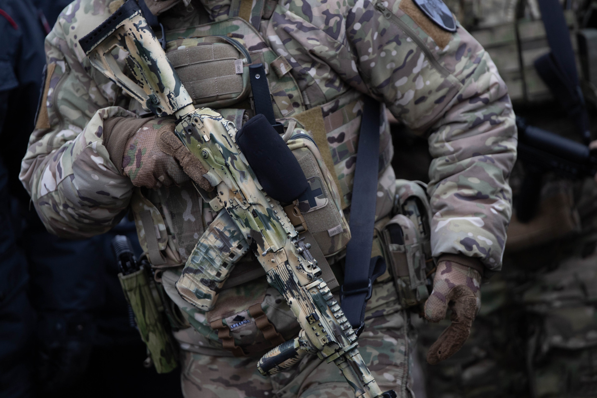 Тульского военнослужащего приговорили к 3,5 годам колонии за кражу огнестрельного оружия и боеприпасов