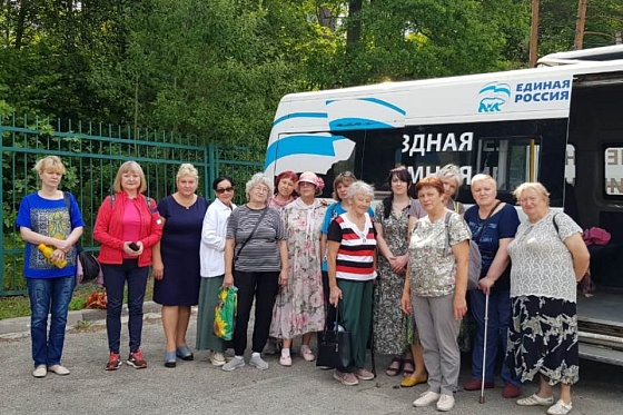 Активисты Привокзального округа Тулы посетили святые места в Калужской области