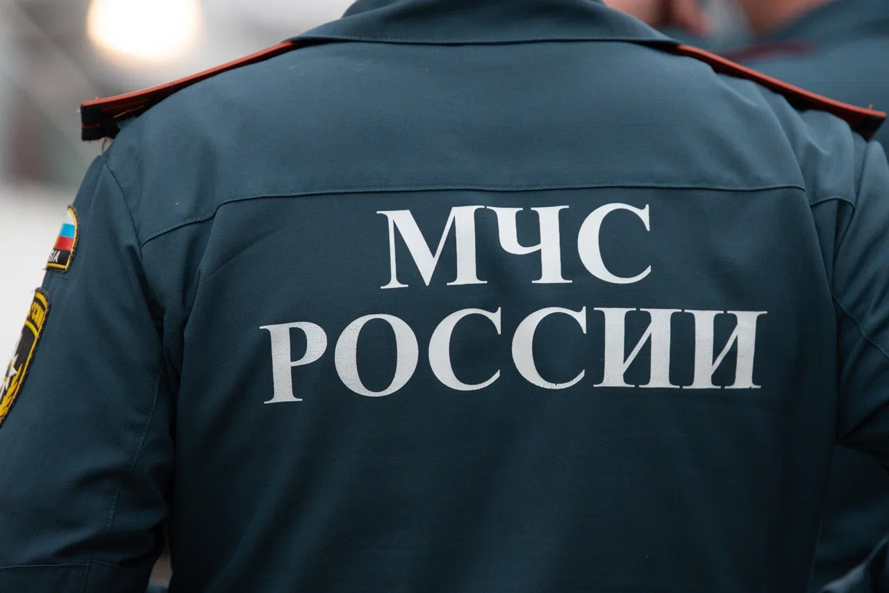 Тульские спасатели устранили последствия трех пожаров и двух ДТП за сутки﻿