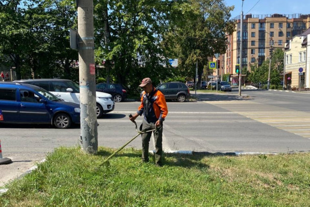 За сутки с улиц Тулы вывезено 18 кубометров смета