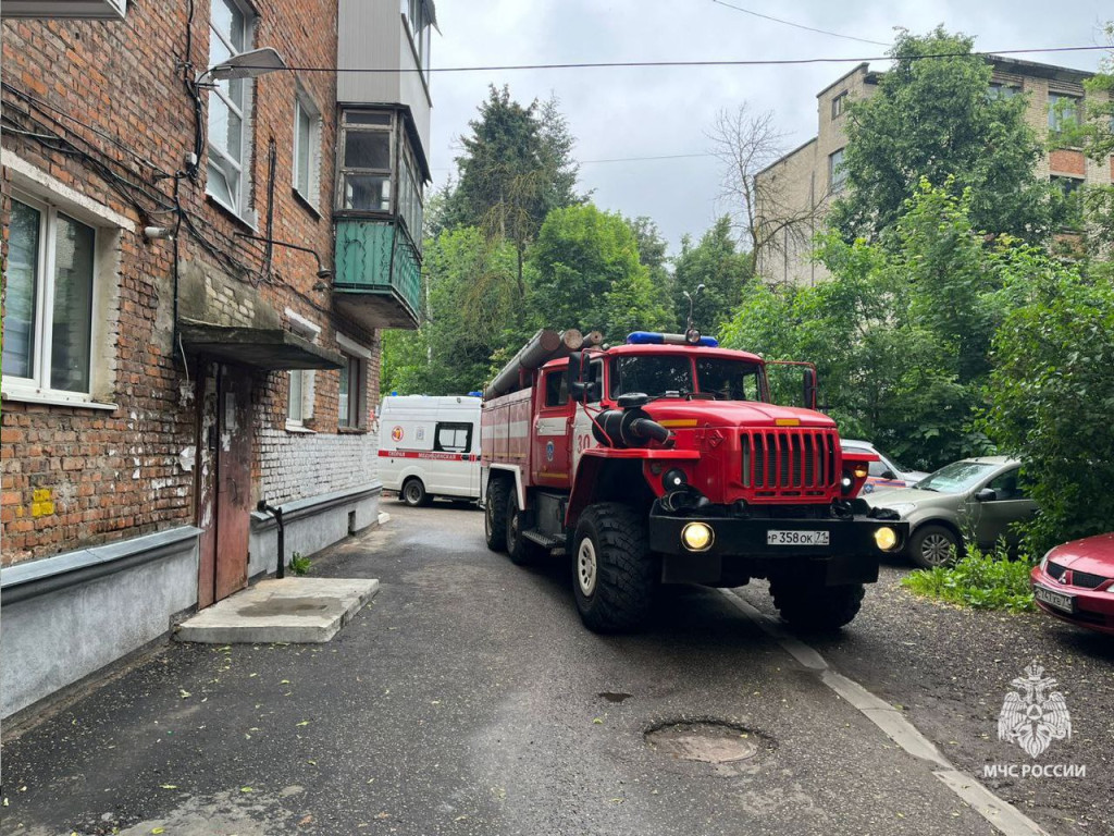 В Узловой морозильная камера стала виновницей пожара в квартире — ТСН 24