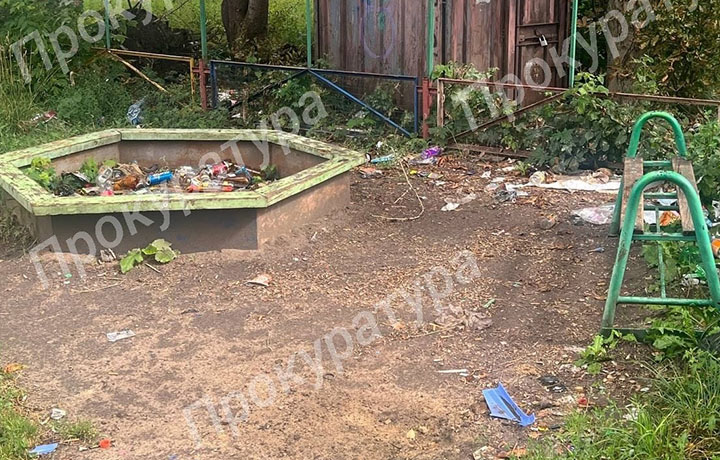 Прокуратура проверила состояние детских площадок в Киреевском районе