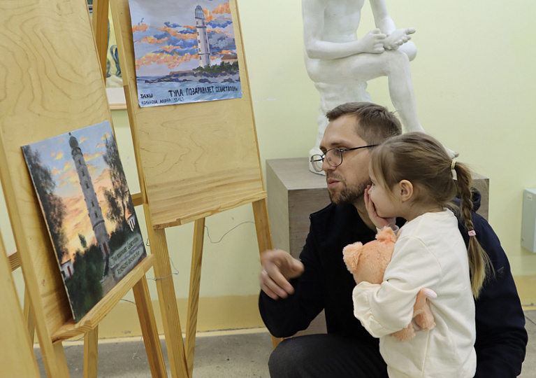 В Туле объявили результаты регионального этапа выставки детских рисунков «Поздравь Севастополь
