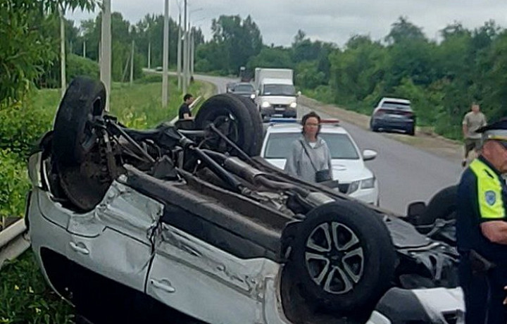 Водитель Audi устроил серьезное ДТП с Lada на трассе в Щекинском районе