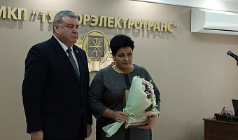 Илья Беспалов наградил лучших сотрудников МКП «Тулгорэлектротранс» в преддверии Дня работника автомобильного и пассажирского транспорта 