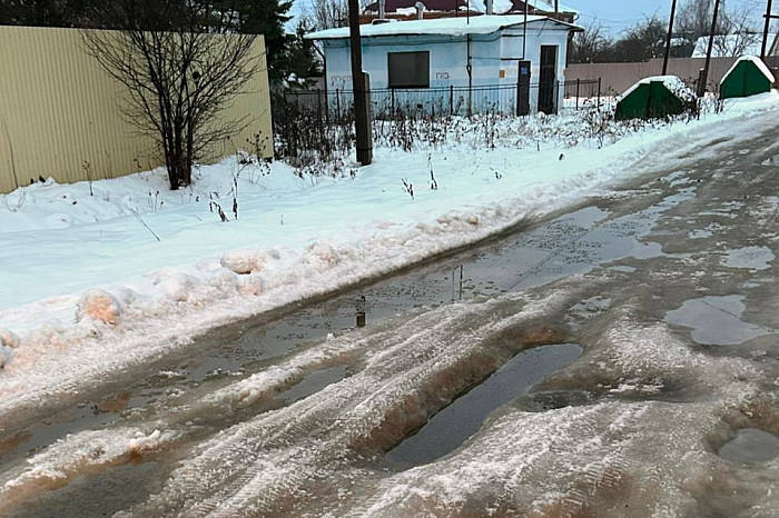 «Ни пройти, ни проехать»: жители тульских Горелок просят администрацию привести в порядок улицу Партизанскую